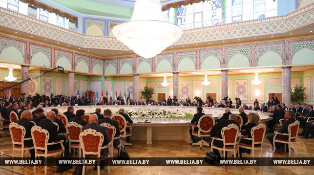 Лукашенко пригласил участников саммита Содружества посетить II Европейские игры в Беларуси