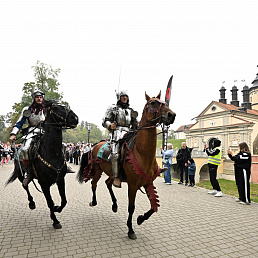 Bison Race в Несвижском замке