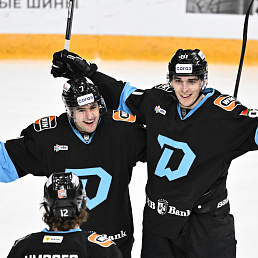 Хет-трик Пинчука принес "Динамо" победу над "Торпедо"