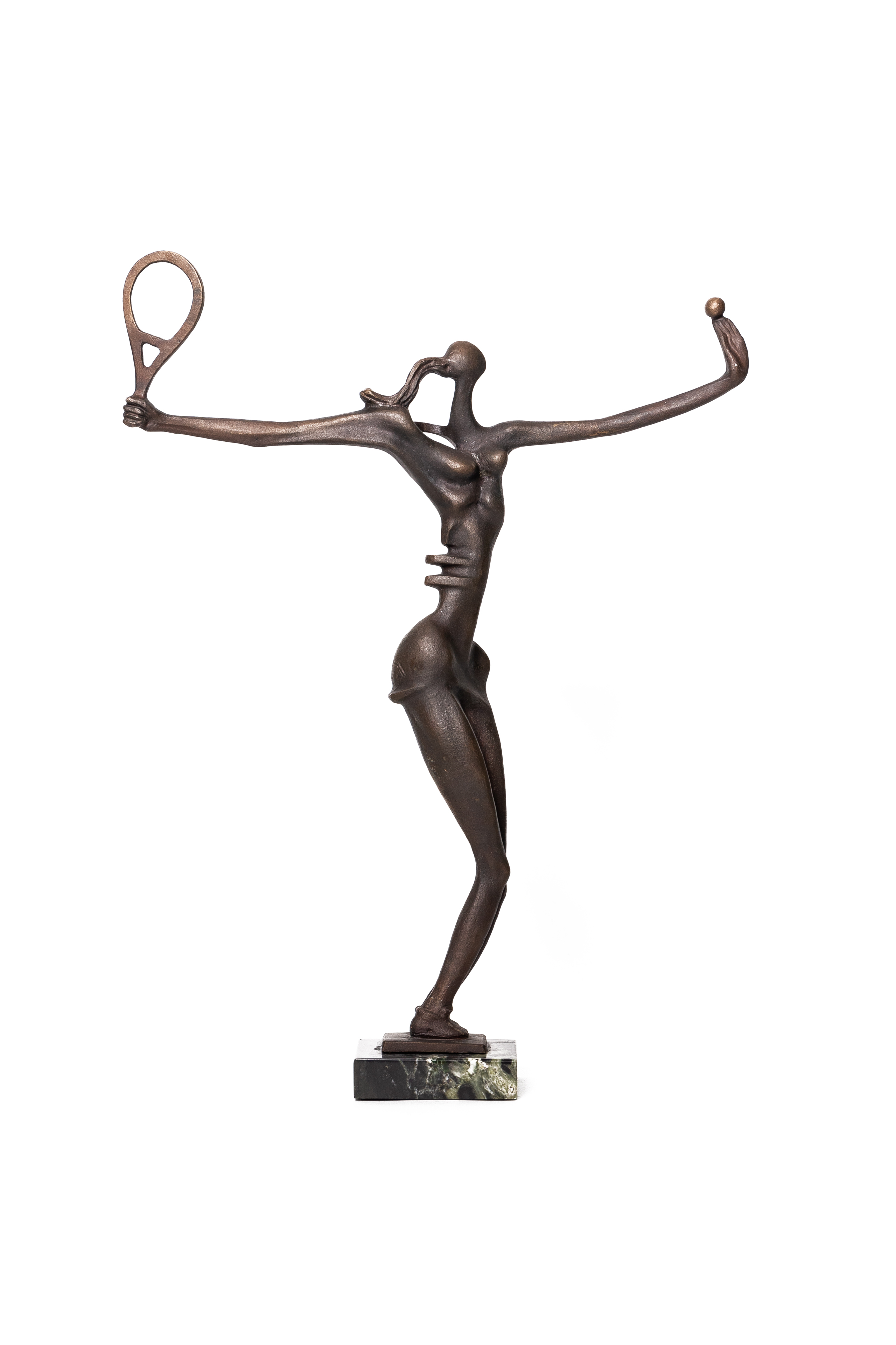 Скульптура Хізры Асадулаева "Тэнісістка"
