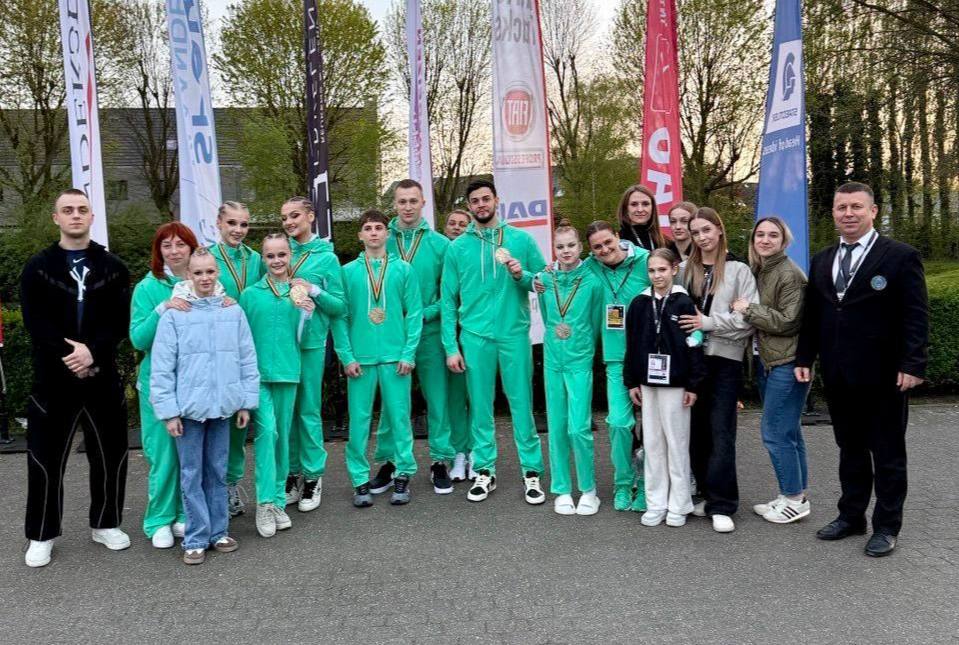 Белорусские спортивные акробаты выиграли 3 награды на втором в сезоне этапа Кубка мира в Бельгии