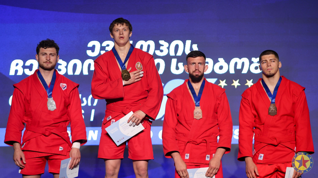 Viktor Lukashenko congratulates Belarus’ team on success at 2026 European Sambo Championships