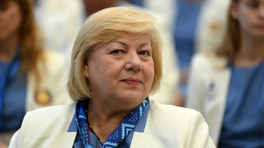 Belarus NOC president sends birthday greetings to Irina Leparskaya