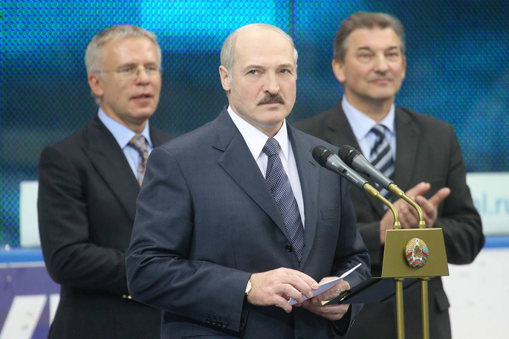 Президент Беларуси поздравил коллектив НОК с 35-летием 