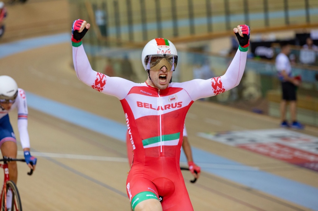 Belarus’ Yauheni Karaliok wins gold at world championship in cycling