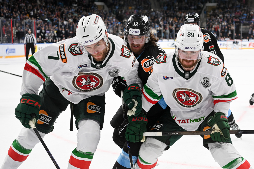 «Динамо-Минск» уступило «Ак Барсу» в овертайме юбилейного матча Стася