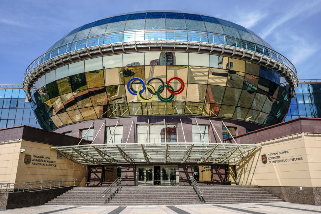 Виктор Лукашенко поздравил Ольгу Климову с завоеванием золота