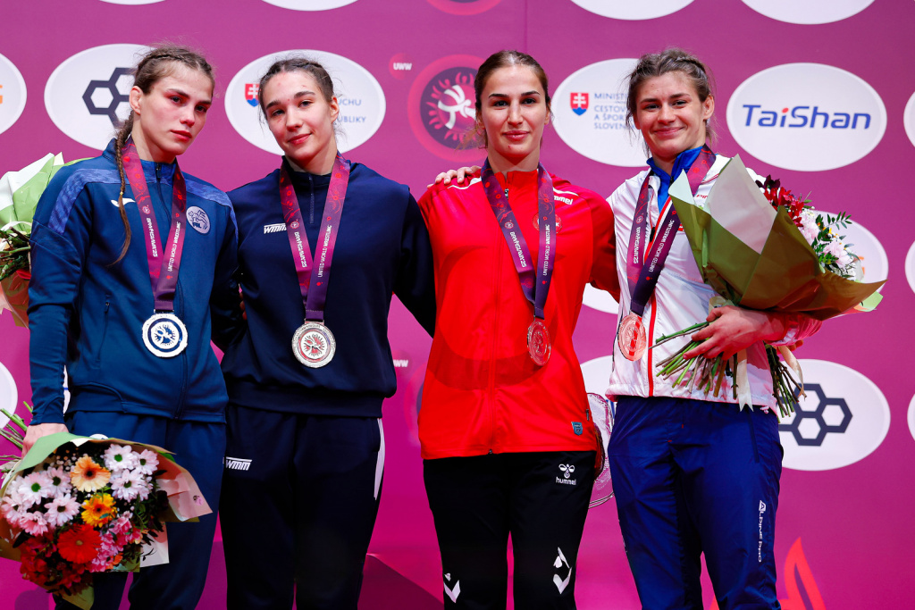 Шевчук Алина Podium_68kg_WW_Gold_Alina_Shauchuk_UWW_Silver_Kateryna_Zelenykh.jpg
